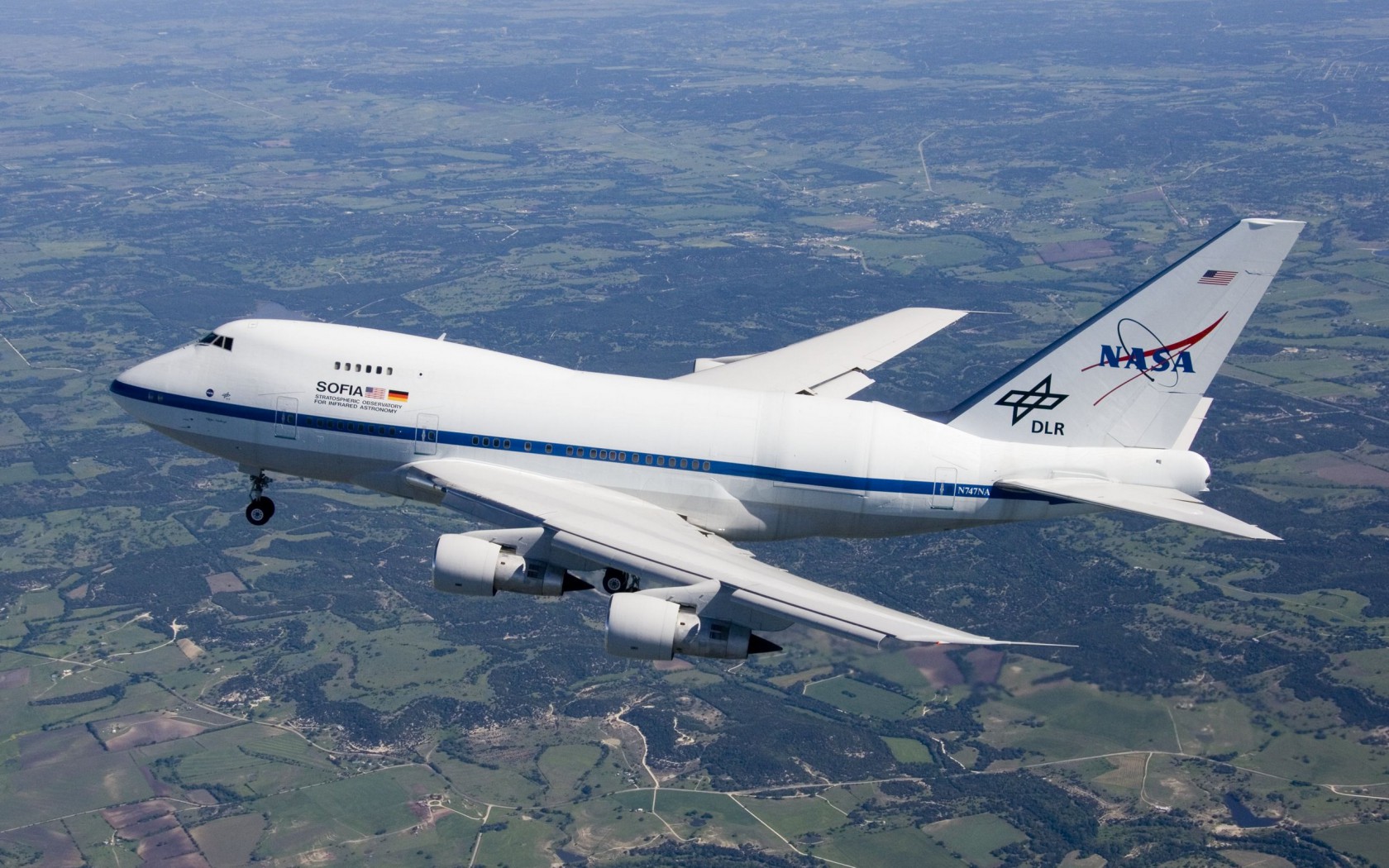 Tapeta, pozad Boeing 747 | 1680x1050 | wallpaper na plochu PC, tabletu 