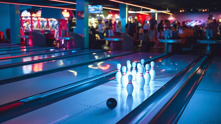 Bowling - pozad na plochu operanho systmu zdarma