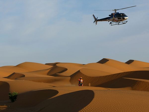 Tapeta na plochu PC zdarma s názvem Dakar