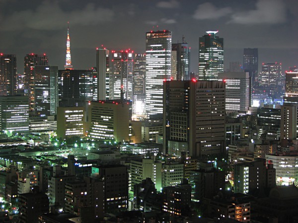 Tokio - pozadí na plochu počítače, tabletu, chytrého telefonu